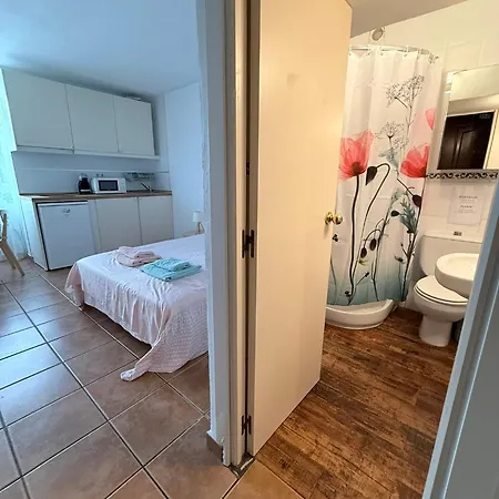 Modern Naciones Apartment *